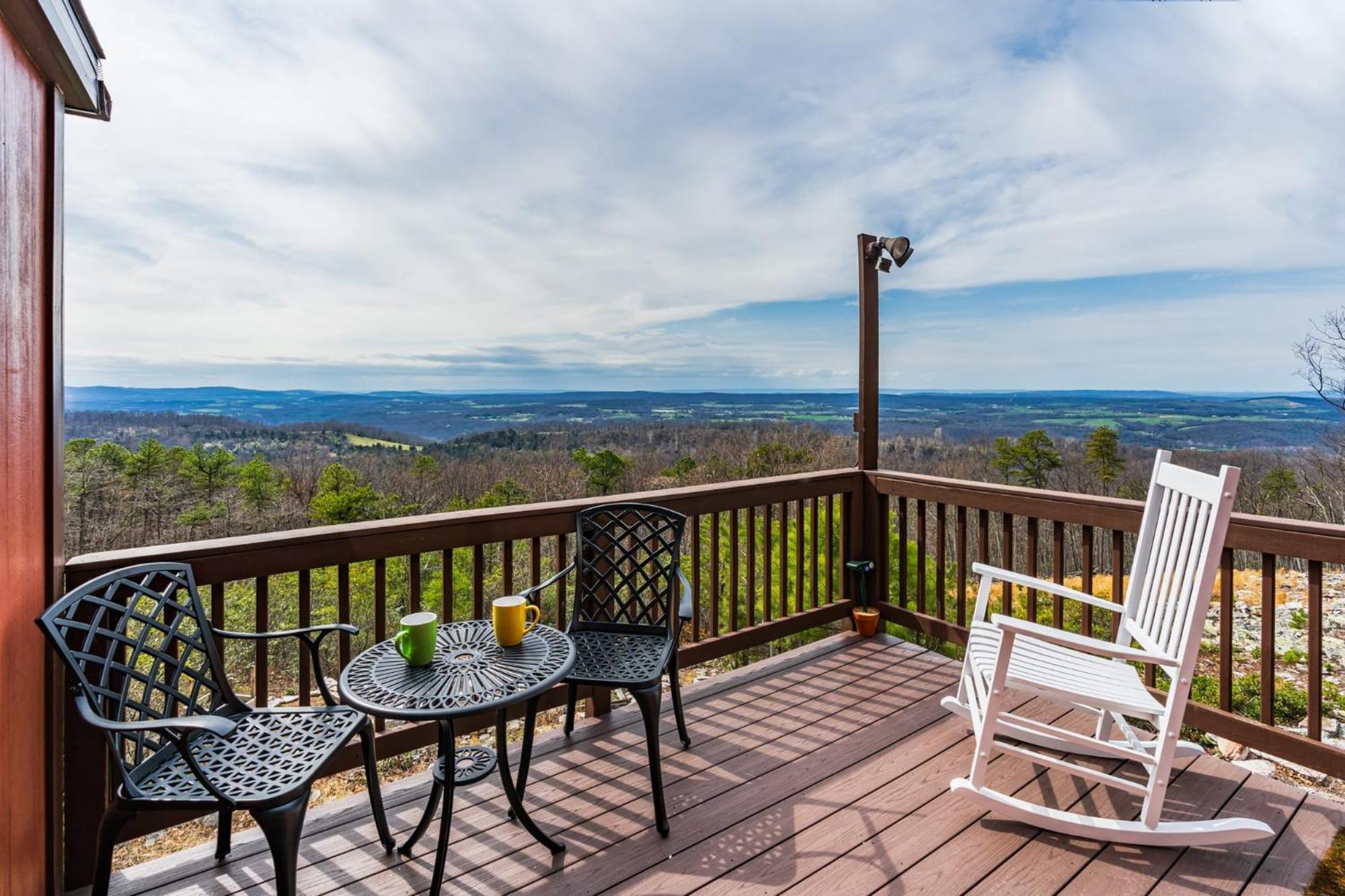 Mountaintop Views, Hot Tub, Deck, Fire Pit & Wifi Augusta المظهر الخارجي الصورة
